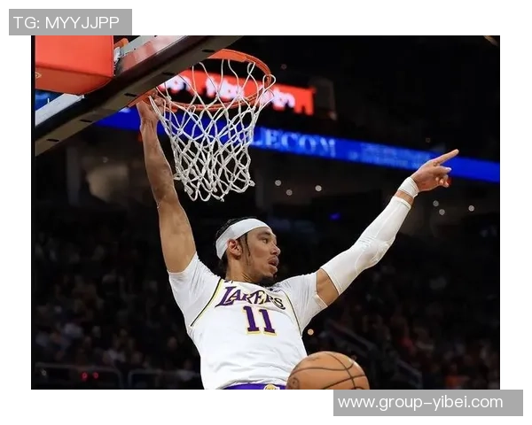 米切尔28投10中砍下28分15篮板8助攻神仙绝平三分令人叹为观止