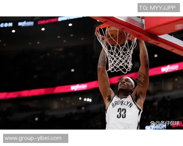 克拉克斯顿成为多支球队中锋升级的热门交易目标