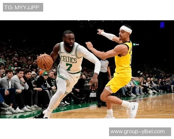 明天绿军客场挑战步行者杰伦布朗因背部痉挛出战可能性不大豪泽状态成疑 明天绿军客场挑战步行者杰伦布朗因背部痉挛出战可能性不大豪泽状态成疑