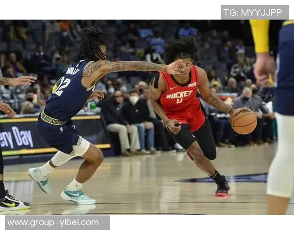 火箭半场领先灰熊9分阿门表现出色申京贡献全面莫兰特状态低迷 火箭半场领先灰熊9分阿门表现出色申京贡献全面莫兰特状态低迷