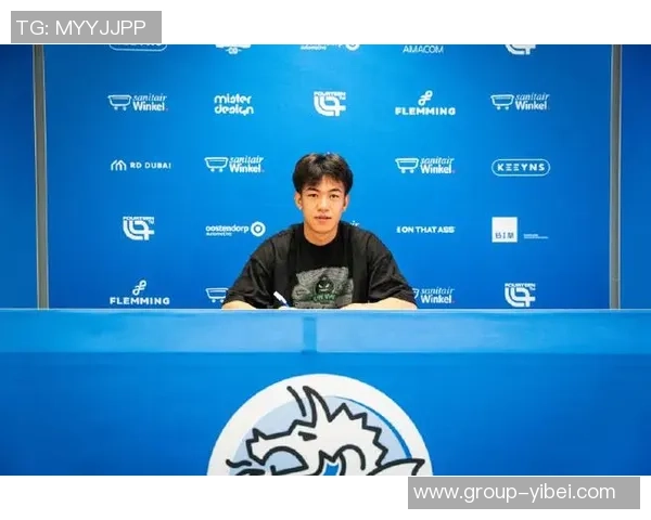 王博豪谈荷乙经历称新位置锻炼价值巨大体能状态良好