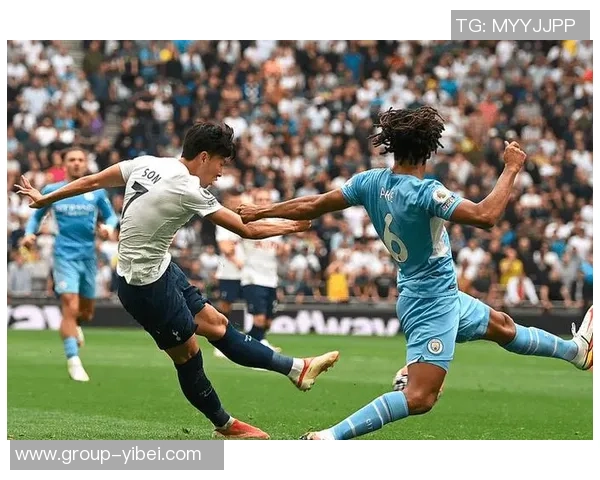 法丙精彩瞬间35米远射破门球员展现绝佳技术与力量 法丙精彩瞬间35米远射破门球员展现绝佳技术与力量