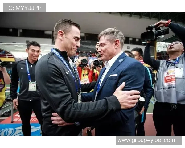 帕托以11亿镑资产初步洽谈收购英乙球队并现场观战 帕托以11亿镑资产初步洽谈收购英乙球队并现场观战