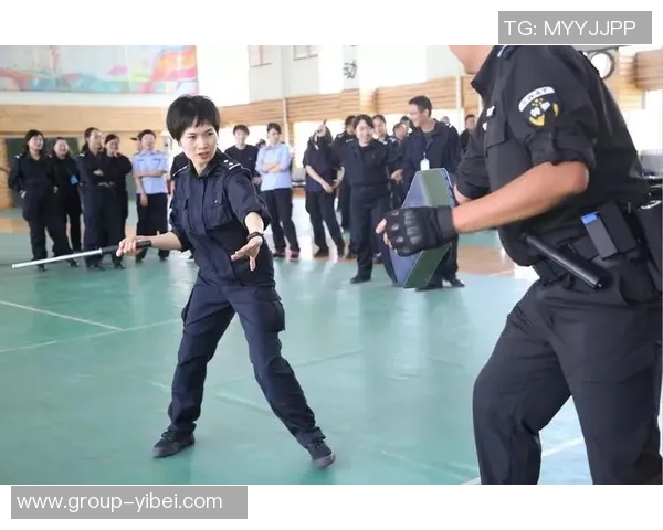 老詹强调夏训应结合球队战术进行针对性训练以提升实战能力